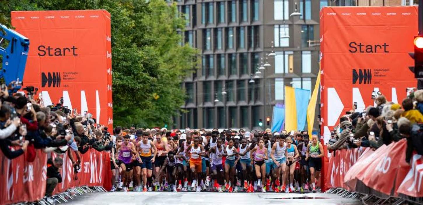 Copenhagen Half Marathon 2027 Lottery: Draw Opens 16 September, Field Grows to 45,000 1 Elite and mass runners leaving the start line at Copenhagen Half Marathon