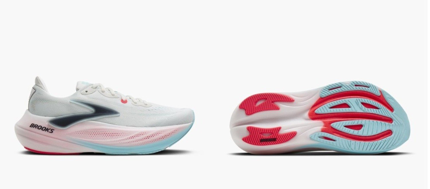 Brooks Glycerin Max 3 in Blanc/TechnoBlue/Charcoal — lateral profile showing the GlideRoll Rocker midsole shape, and outsole view showing dual-zone rubber pod layout